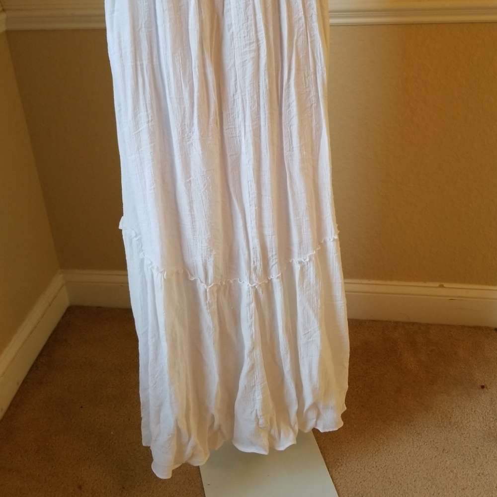 Dress - Picture 5 of 5